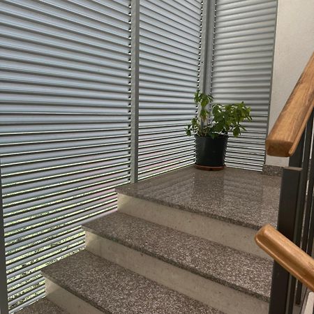 Ruby'S Home Подстрана Экстерьер фото