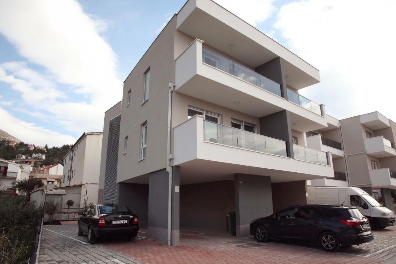 Ruby'S Home Подстрана Экстерьер фото